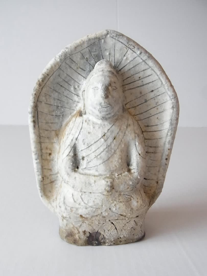 小嶋亜創『粉引陶仏』初期伊万里 李朝 古唐津 黒高麗 オンギ くらわんか