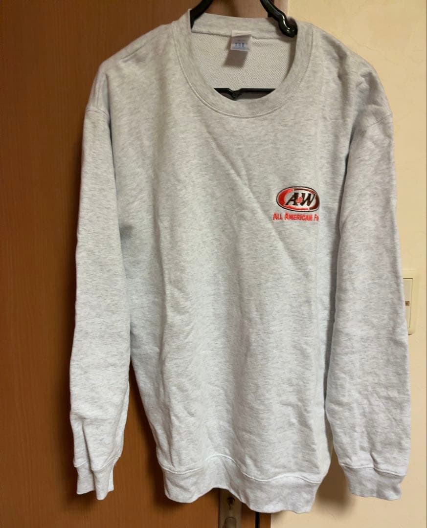 h*e様 沖縄　A&W 店舗限定スウェット　XL 刺繍ロゴ
