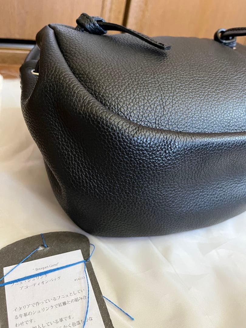 エバゴス フニュシュリンク アコーディオンバッグ