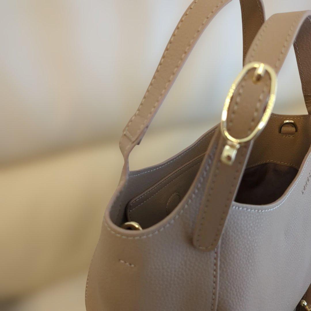 ★新型★ロンシャンルフローネ！！ 定価　[118.000円]