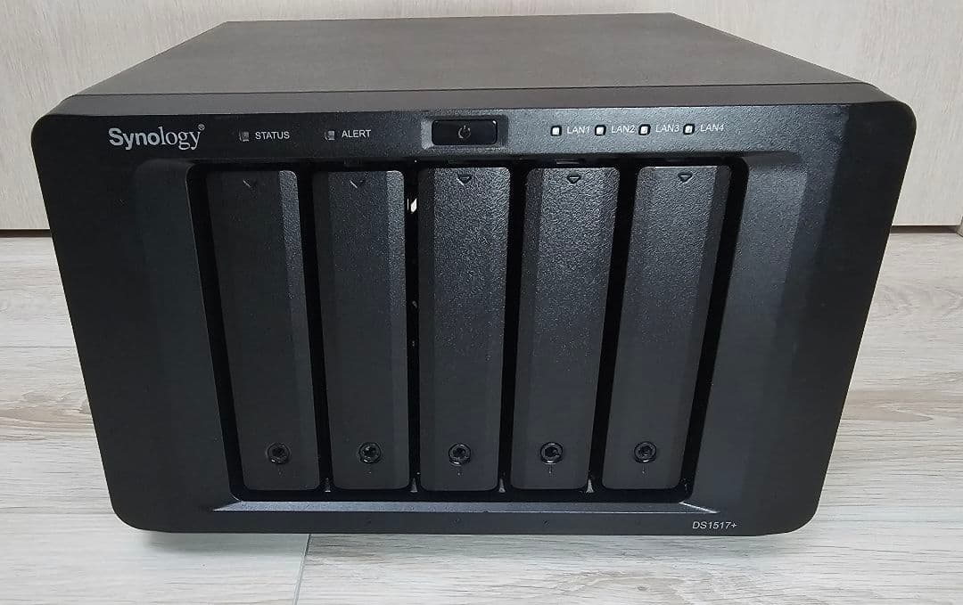 DS1517+ 16G & 10G-SFP+NWカード & HDD計2.5T