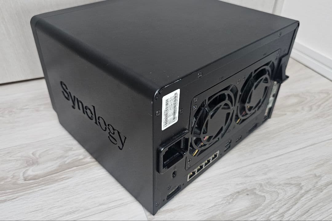 DS1517+ 16G & 10G-SFP+NWカード & HDD計2.5T