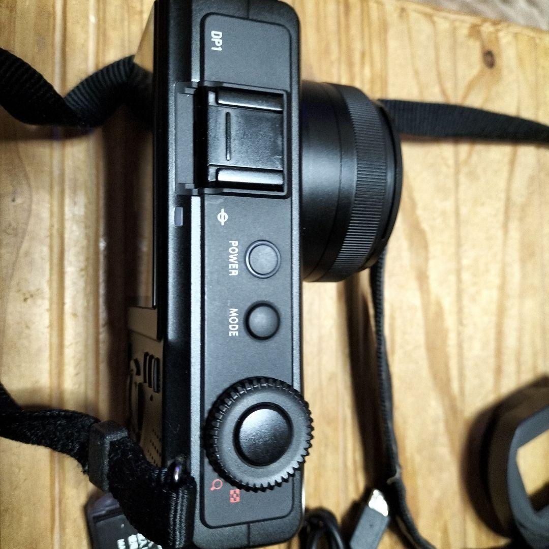 SIGMA コンパクトデジタルカメラ 19mm F2.8