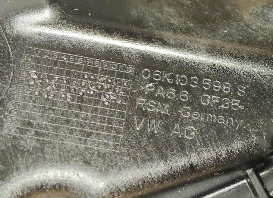 中古 VW フォルクスワーゲン オイルパン ゴルフ7 7.5 06K103598