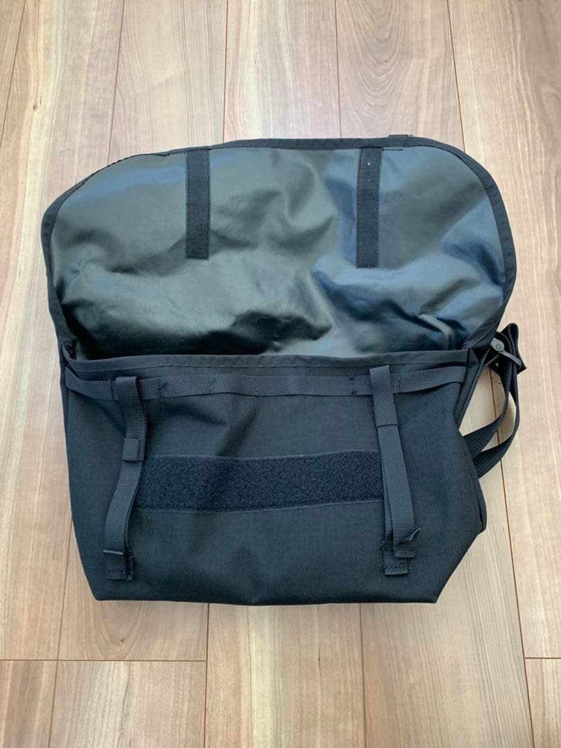 【yuuki】BLUE LUG メッセンジャーバッグ