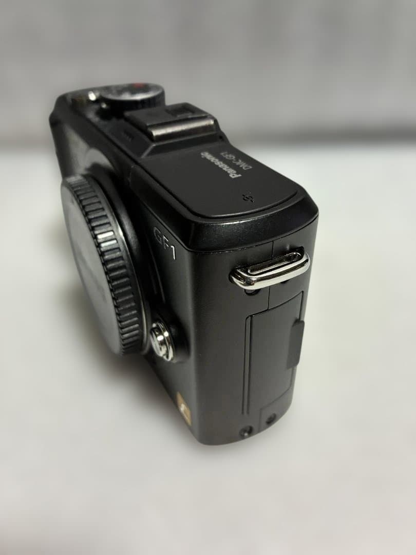 O*o様 Panasonic LUMIX DMC-GF1 ブラック ボディ