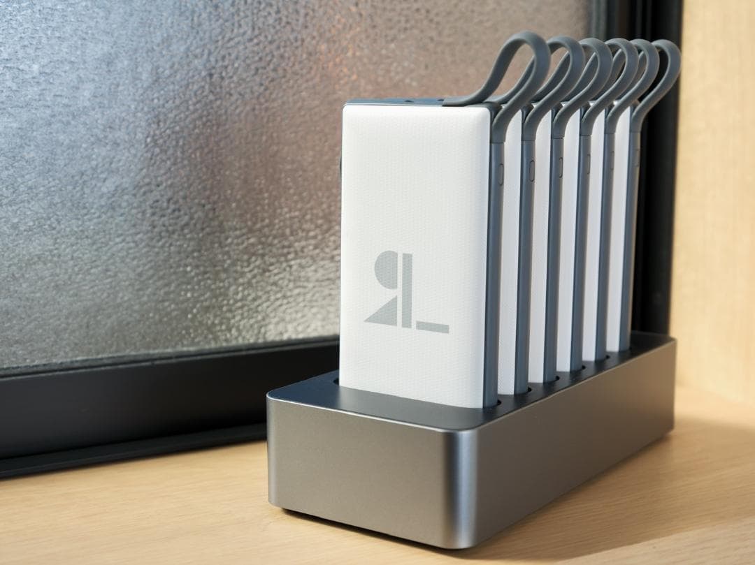 【高機能スタンド付】高速モバイルバッテリー６台＆専用スタンドセット