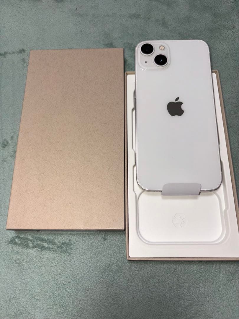 ☆新品☆　iPhone13 256GB ホワイト　エクスプレス交換品