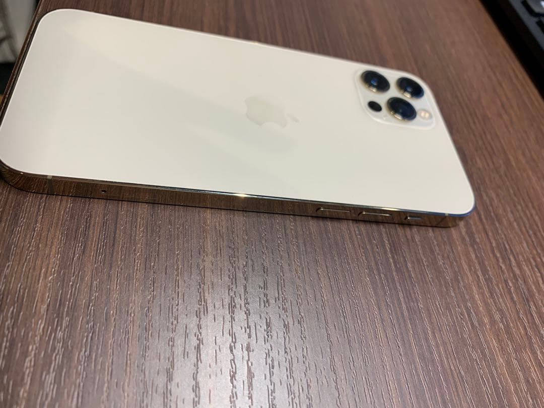 Apple iPhone 12Pro ゴールド 本体