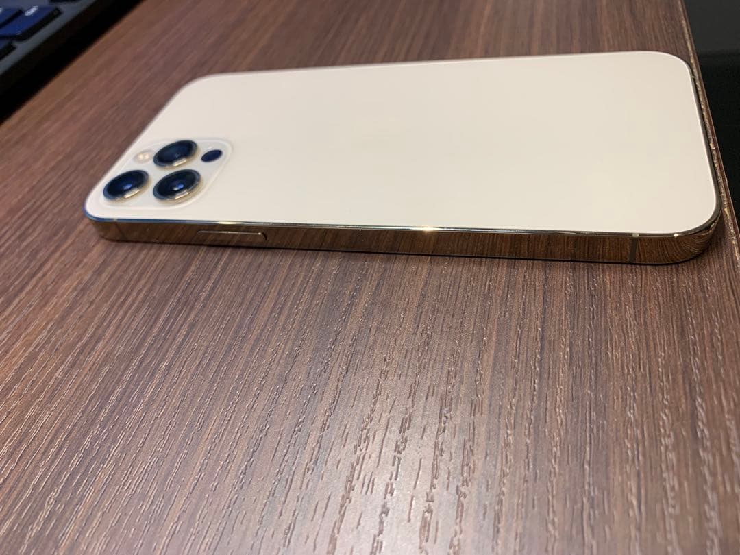 Apple iPhone 12Pro ゴールド 本体