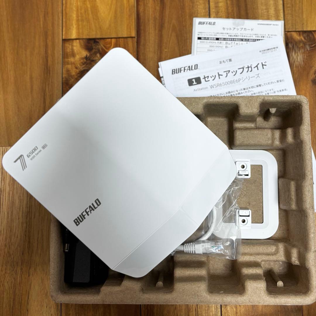 【美品】Wi-Fiルーター WSR6500BE6P-WH