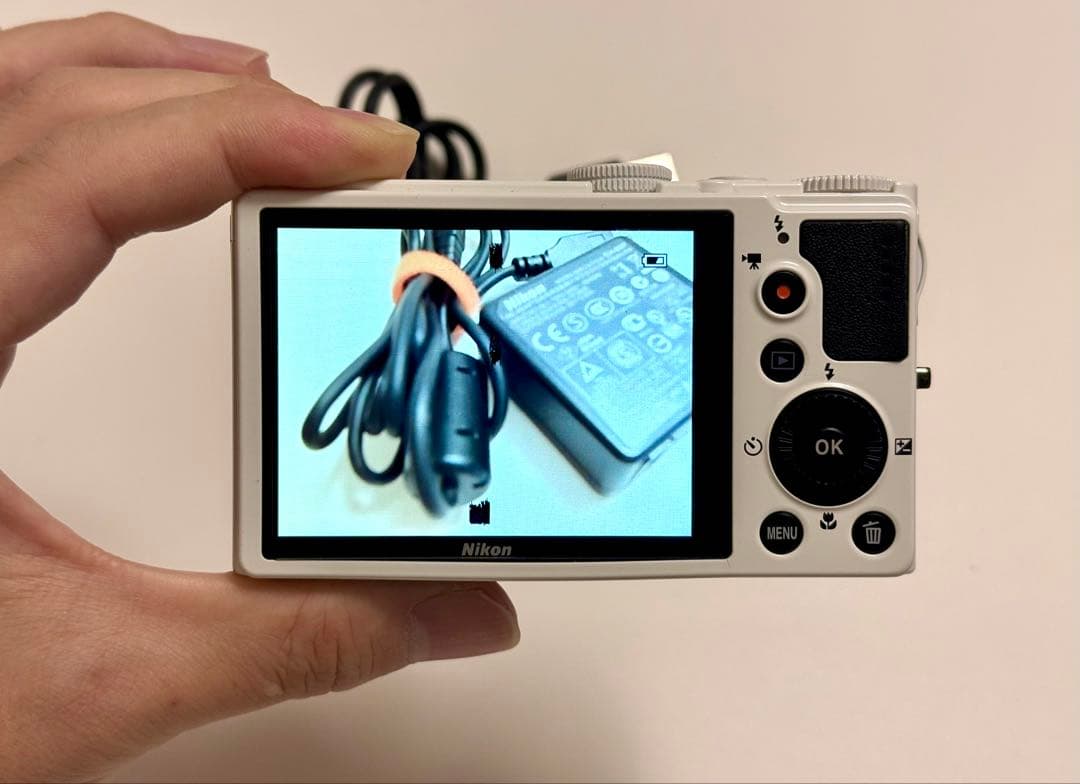 Nikon コンパクトデジタルカメラ