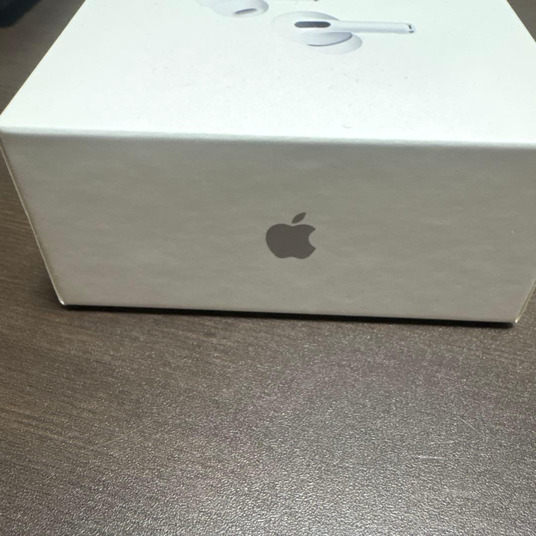 AirPods 第二世代　本体 ホワイト 充電ケース付き