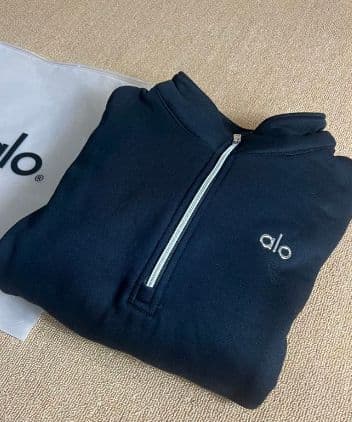 ALO YOGA ジップアップ トレーナー　スウェット　ブラックalo yoga