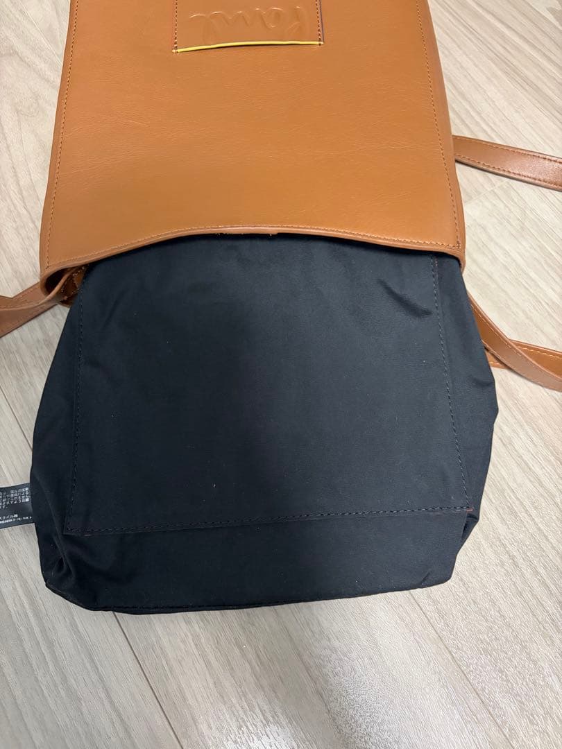 【格安】ポールスミス ブランデッドカラーエッジ クロスボディバッグ レザー