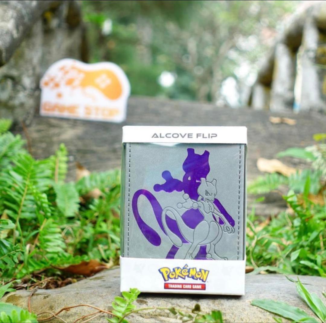 【海外限定】 ミュウツー フリップデッキケース Ultra Pro