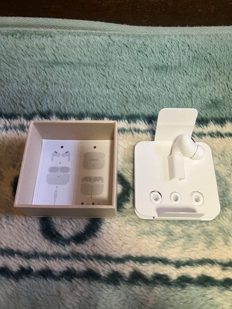 未使用品　AirPods Pro2 左耳