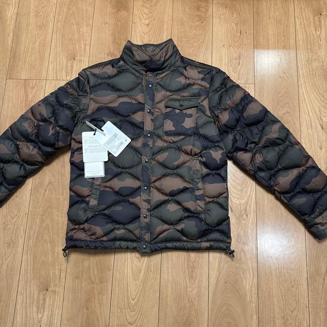 Moncler カモフラダウンジャケットTG4