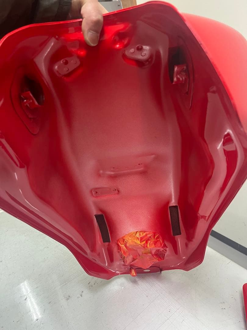 CB1100 sc65 14L タンク　サイドカバー　14ℓ