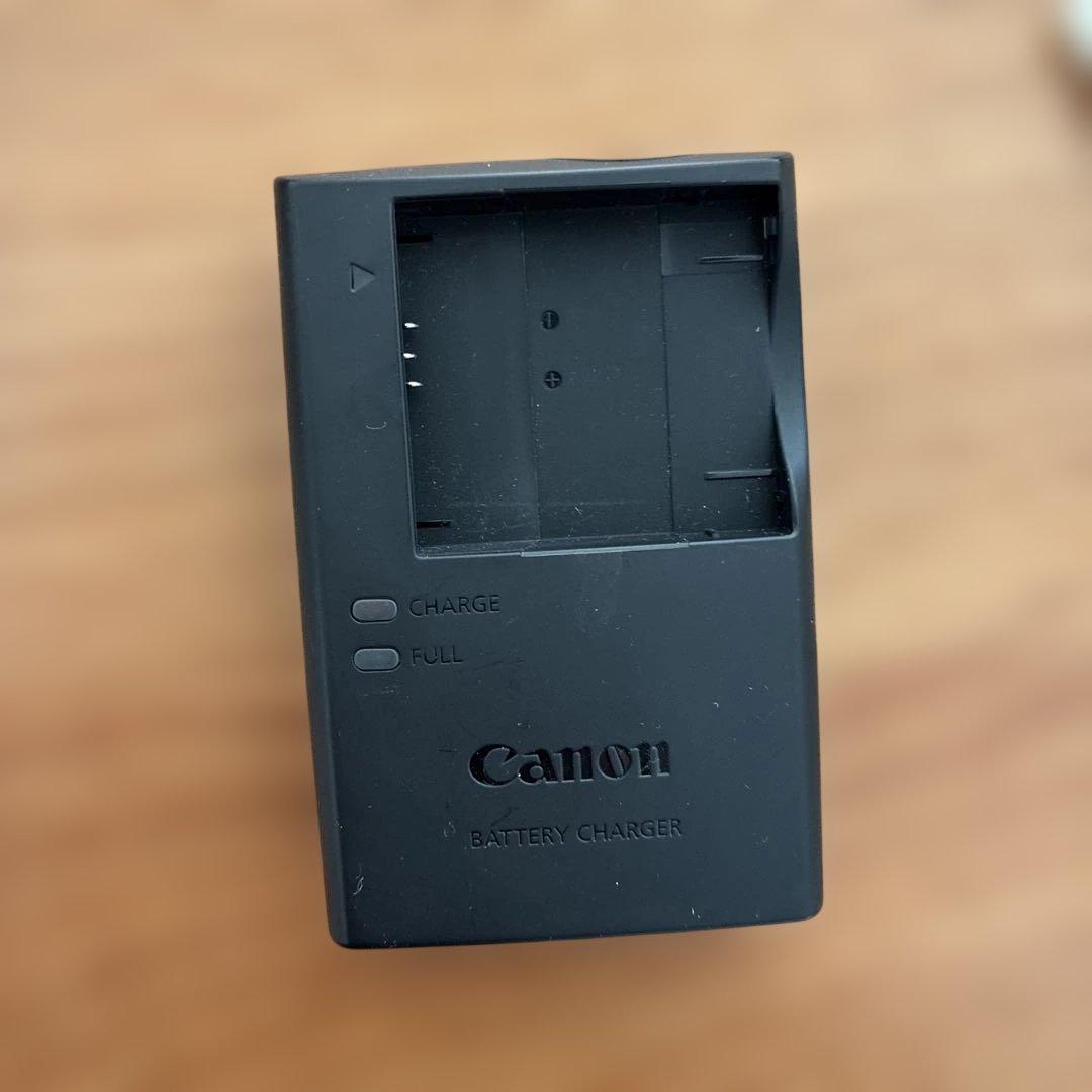 デジカメ　IXY 650 Canon 黒　64GB SDカード付き
