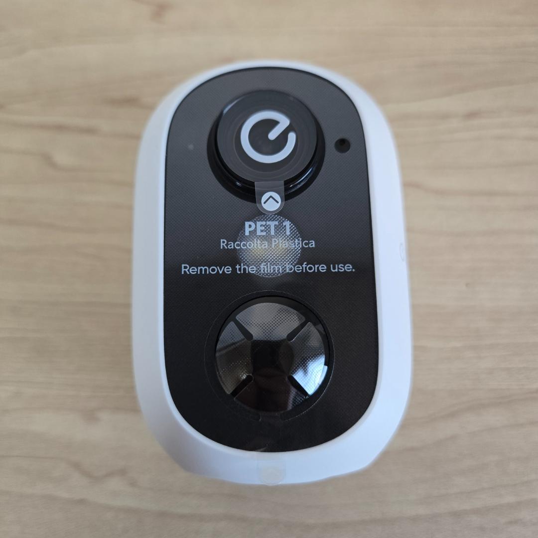 防犯カメラ Eufy eufyCam C35 2-Cam Kit + Solar Panel