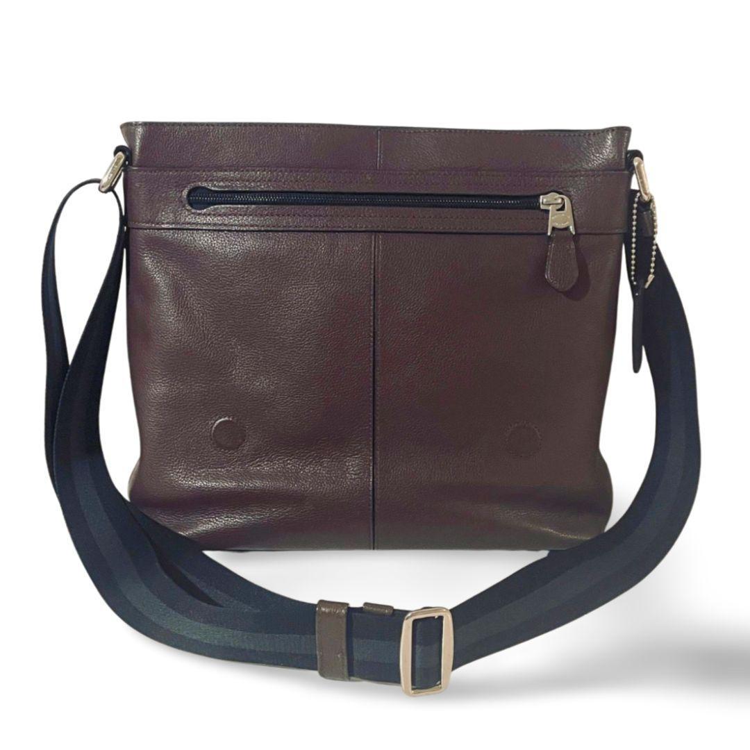 美品 COACH コーチ ショルダーバッグ レザー ダークブラウン F72362