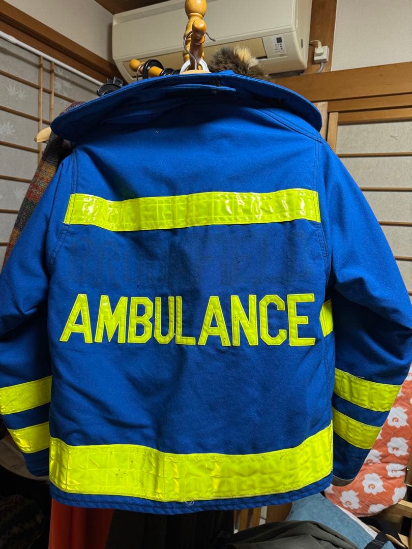 ２*４様 Quaker Saftey ファイヤーマンジャケット　サイズ36 ビン