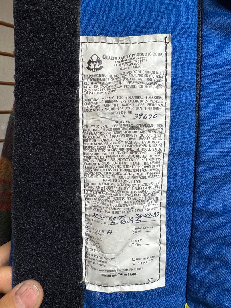 ２*４様 Quaker Saftey ファイヤーマンジャケット　サイズ36 ビン
