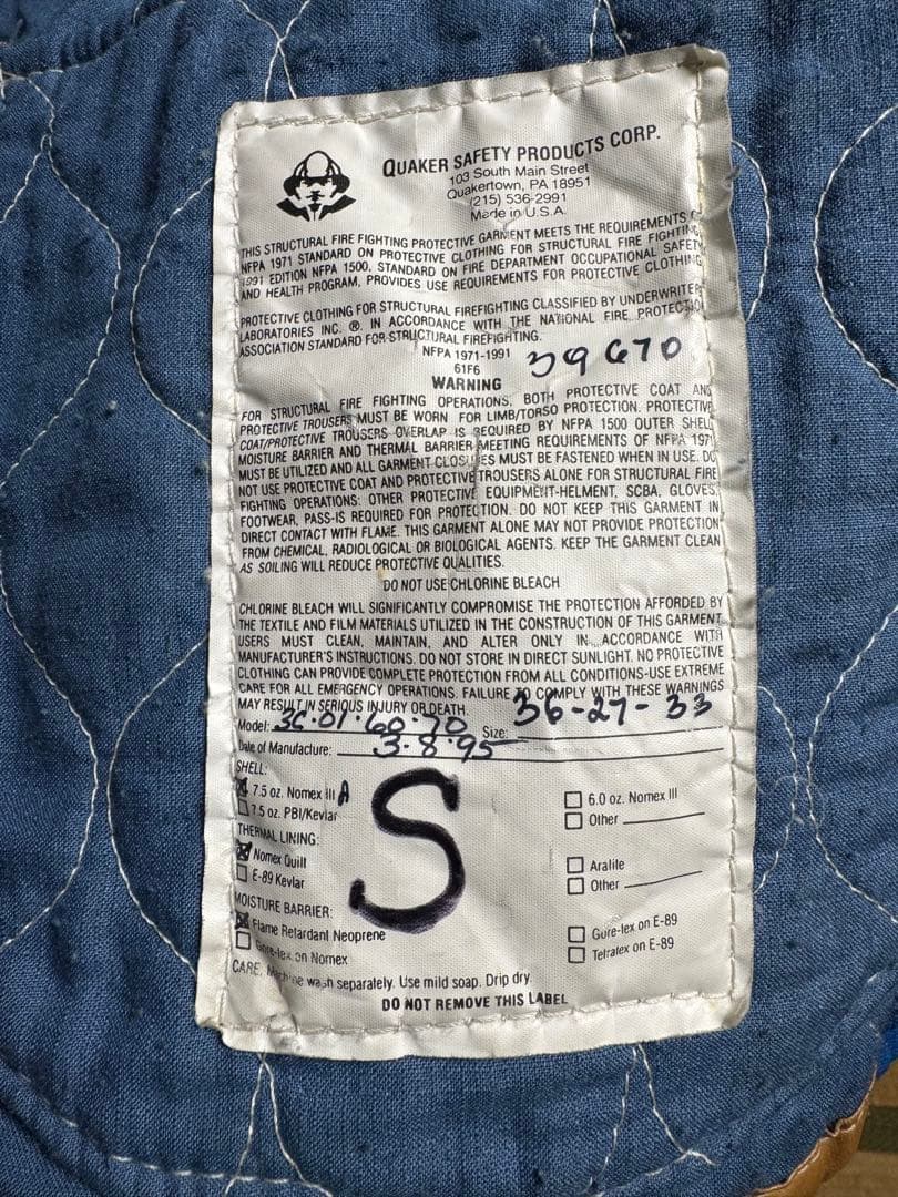２*４様 Quaker Saftey ファイヤーマンジャケット　サイズ36 ビン