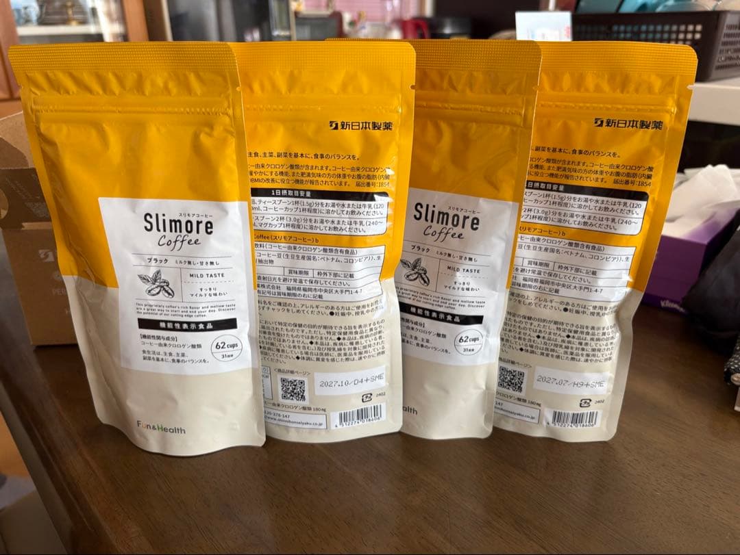 スリモアコーヒー　賞味期限：2027.10月