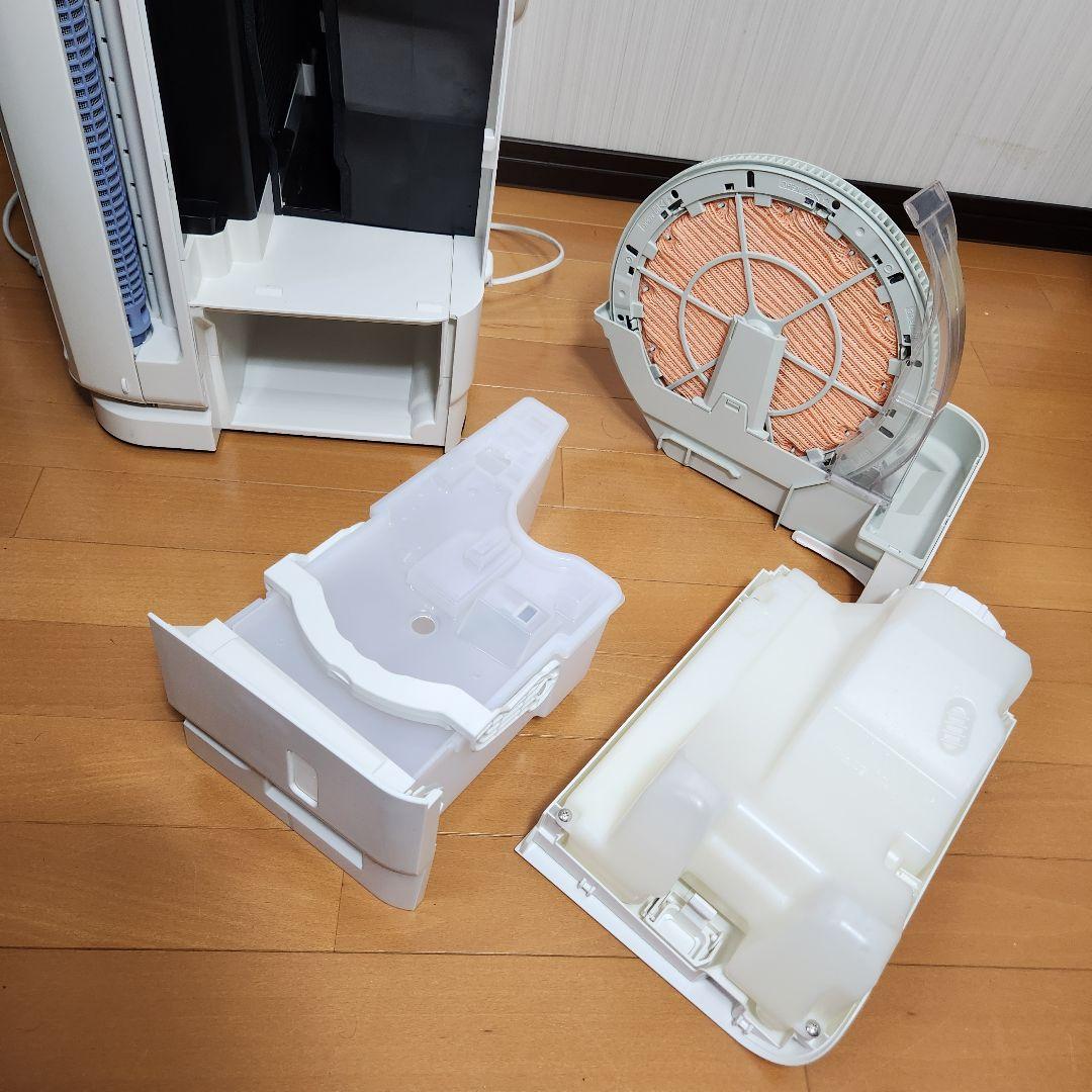 【美品】DAIKIN 除加湿空気清浄機 クリアフォース MCZ70T-W