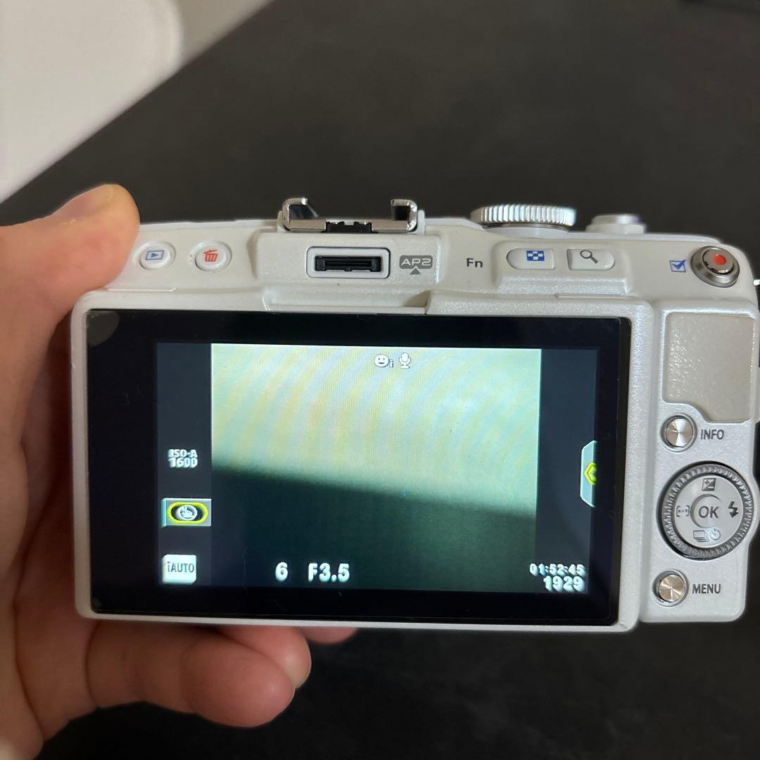 デジタルカメラ OLYMPUS PEN Lite E-PL6