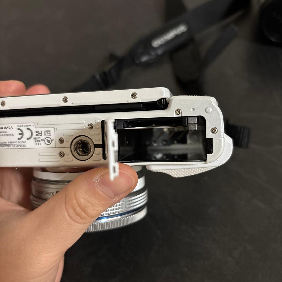 デジタルカメラ OLYMPUS PEN Lite E-PL6