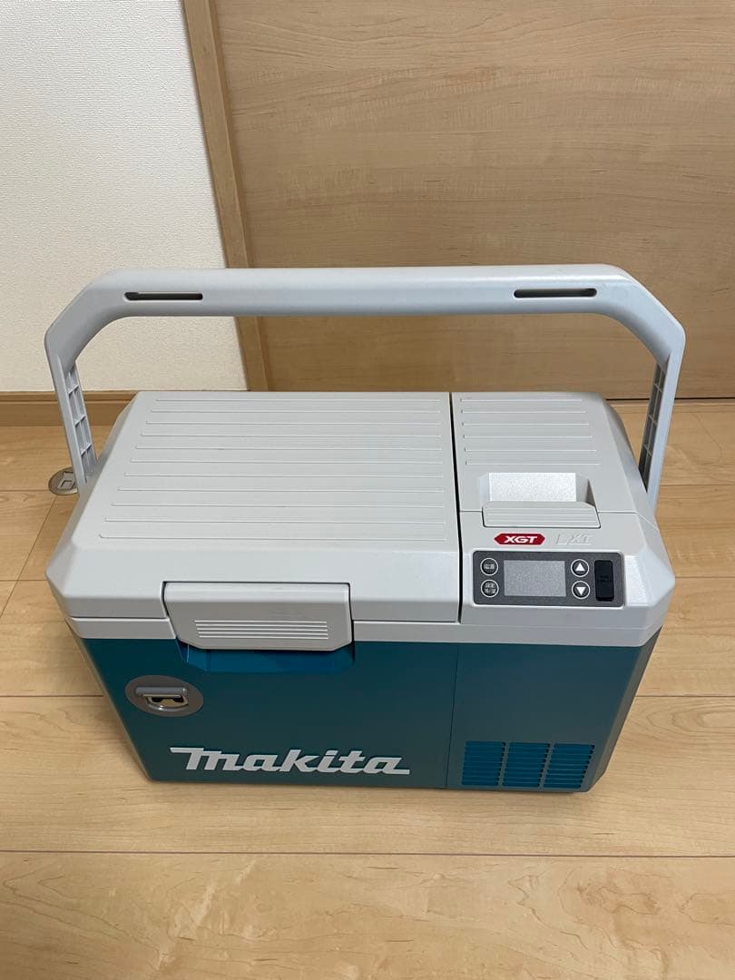 マキタ　冷温庫　CW003G 中古品