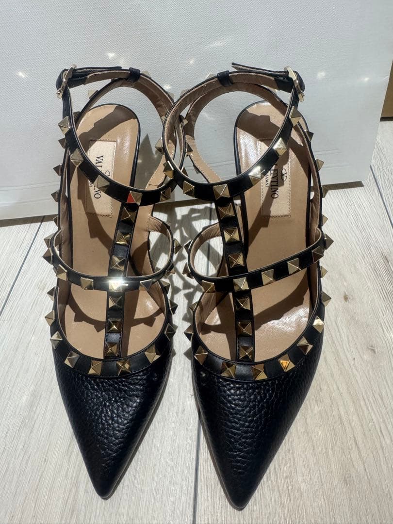 VALENTINO ヴァレンティノ VALENTINO ヴァレンティノ スタッズ