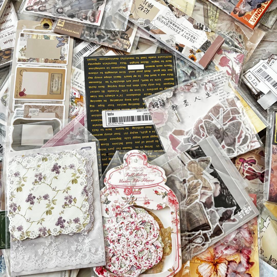 紙物 コラージュ素材 大量まとめ売り‼️ 海外紙物