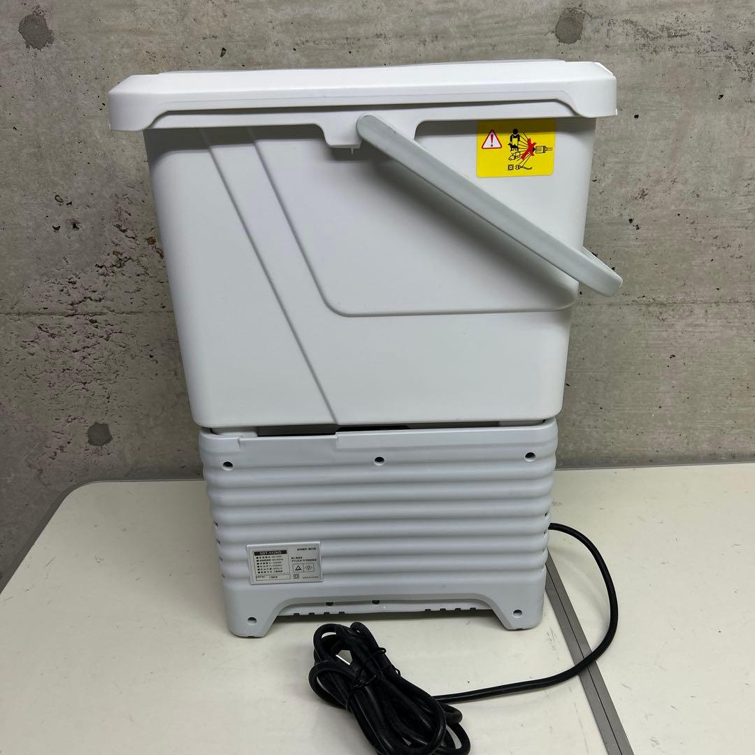 極美品　アイリスオーヤマ タンク式高圧洗浄機　SBT-512NS