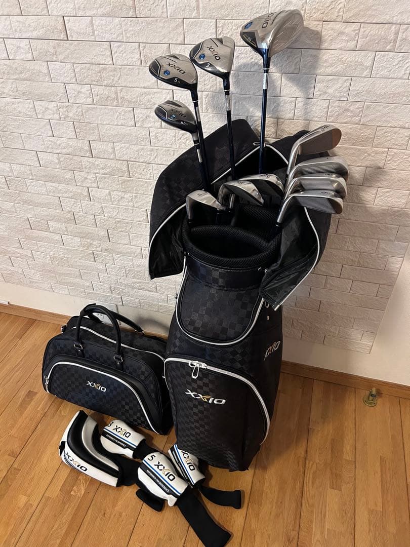 【美品】ゼクシオXXIO12ゴルフ11本セットバック付