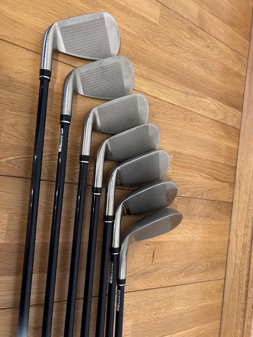 【美品】ゼクシオXXIO12ゴルフ11本セットバック付