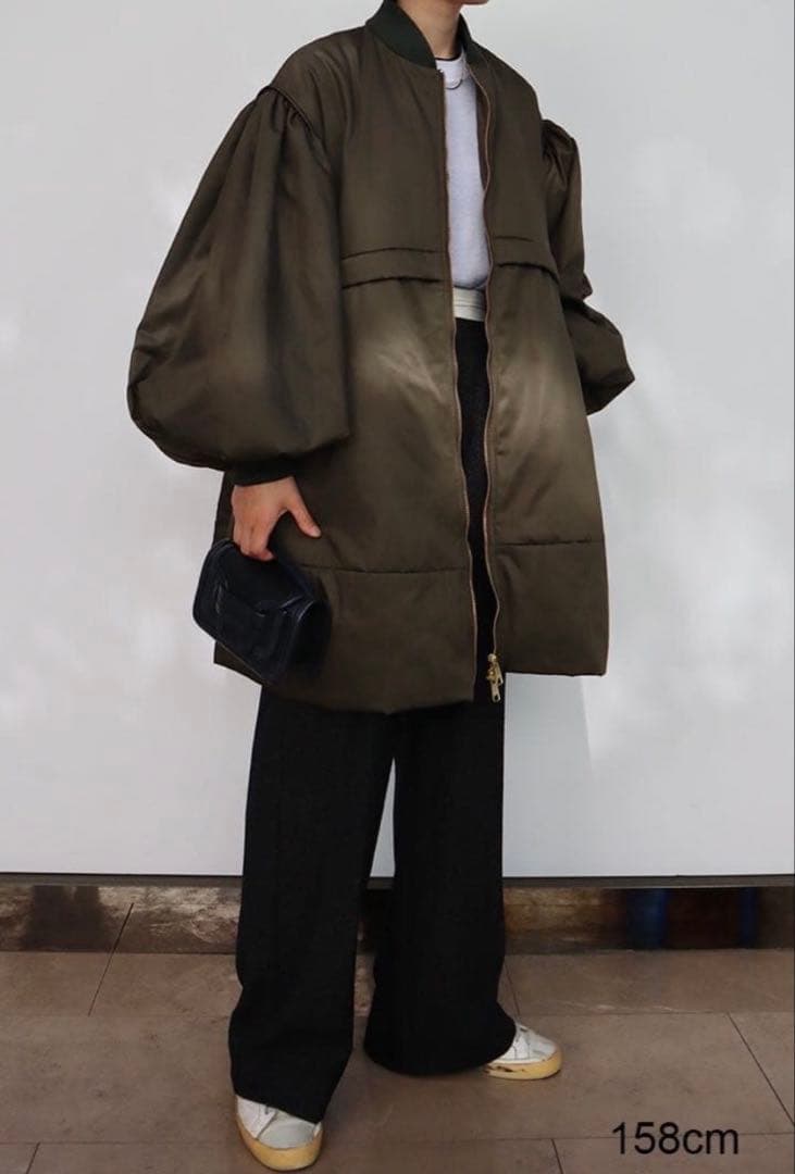 【完売品】machatt マチャット トップサーモフォルムコート カーキ