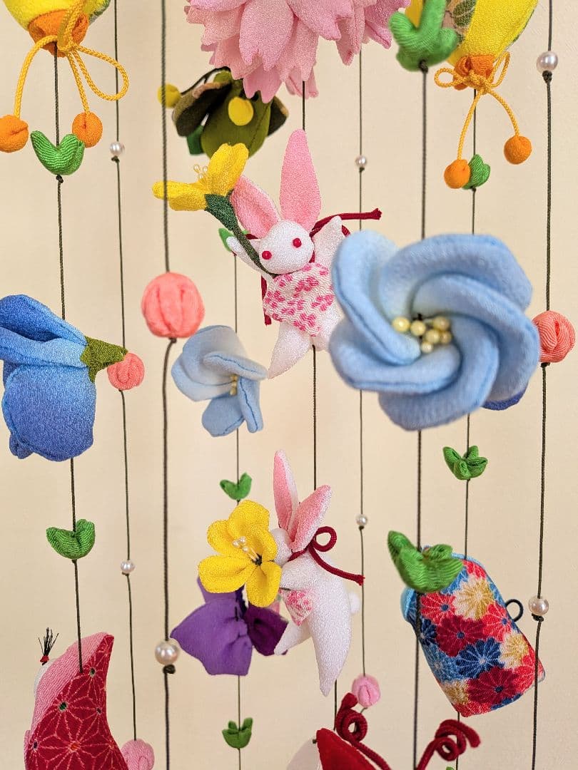 チロルパン「春のつるしかざり」「水仙」