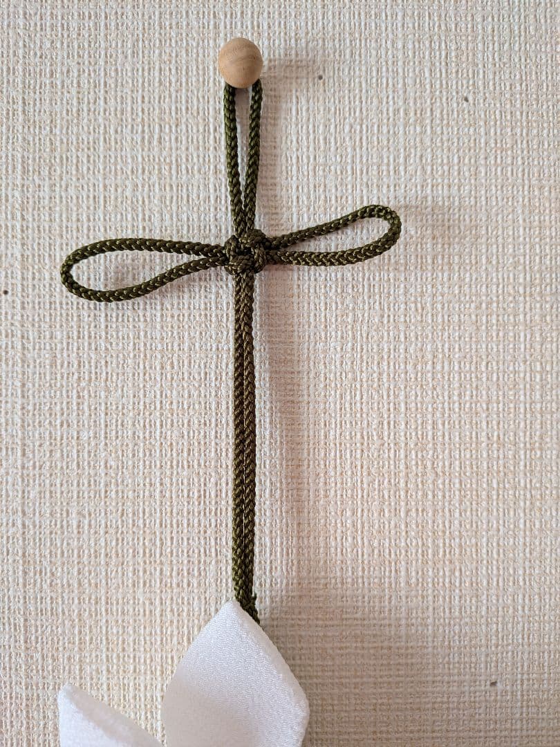 チロルパン「春のつるしかざり」「水仙」