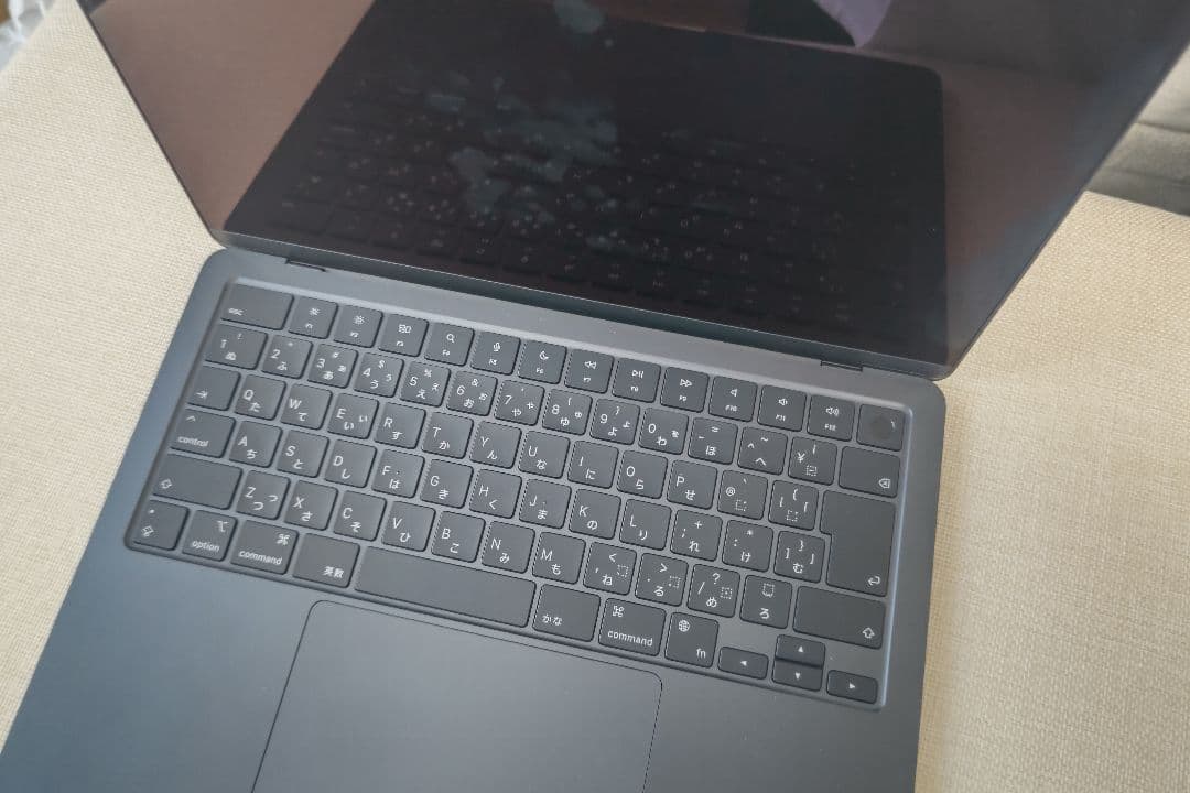 【さつき】【ほぼ新品】MacBookAirミッドナイトブルー13.6インチ