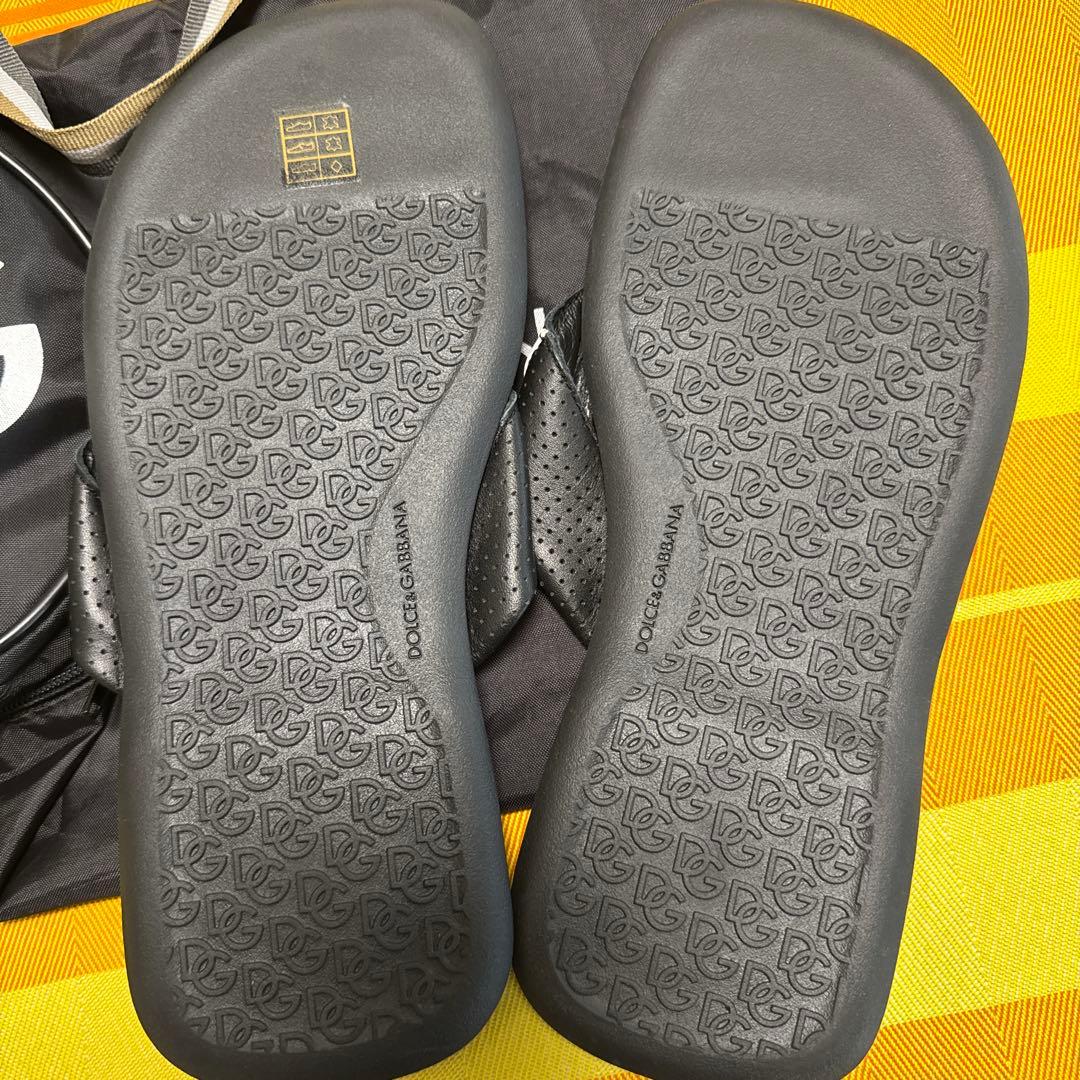 DOLCE & GABBANA ブラックトングサンダル 収納バッグ付き