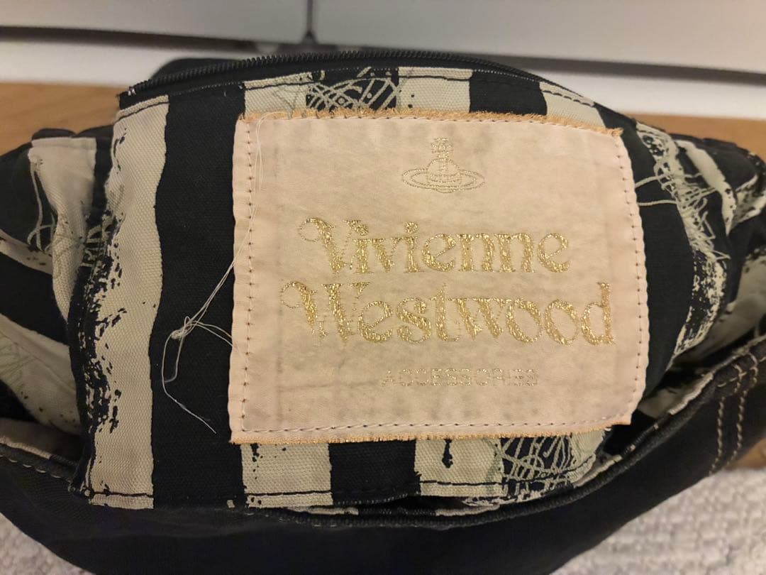 stk_83 さまViviennewestwood ビッグオーブ　エッジウェア