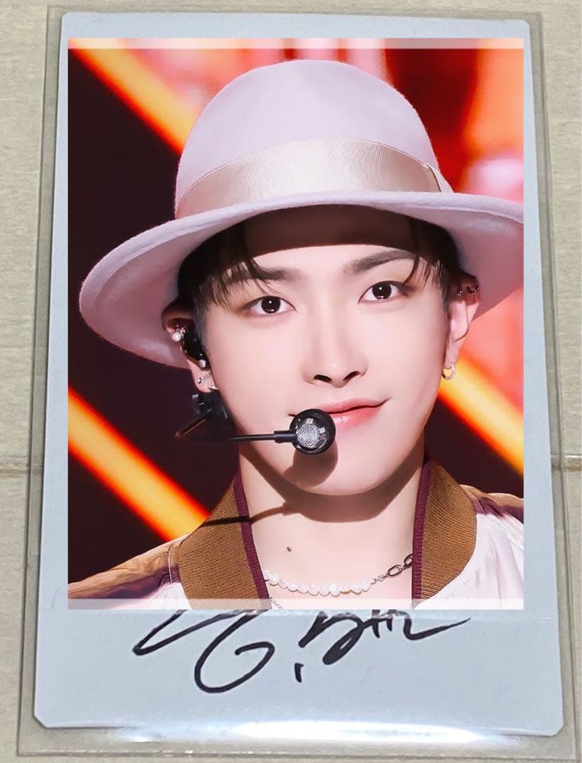 ATEEZ ホンジュン 直筆サイン入り ポラロイド ポラ チェキ