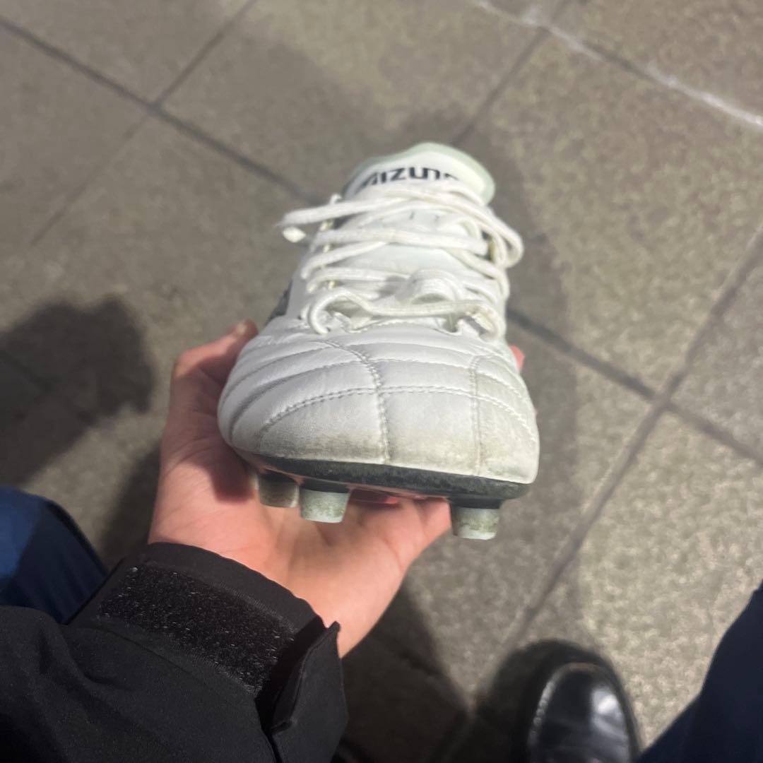 Mizuno サッカーシューズ スパイク ホワイト/ブラック/レッド