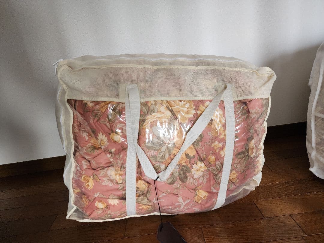 り*マ様 西川　ピンク掛け羽毛布団 210x190cm