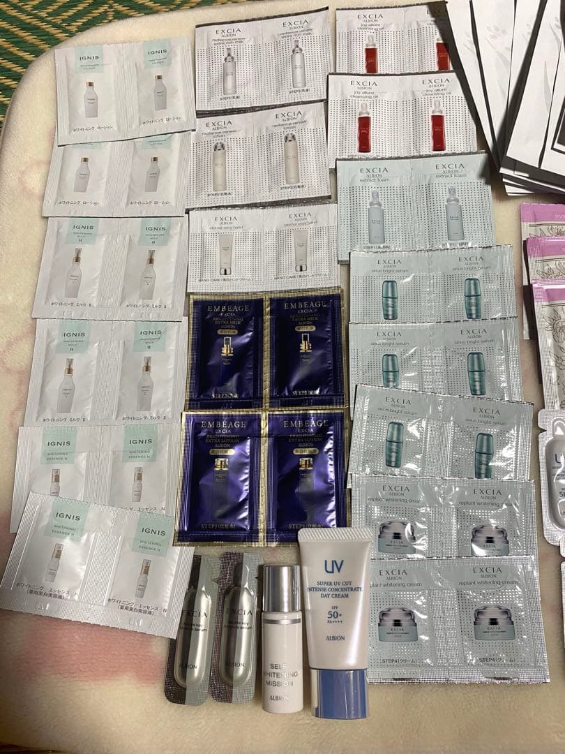 アルビオン　アンベアージュ　エクシア　イグニス　美容液　日焼け止め　パック
