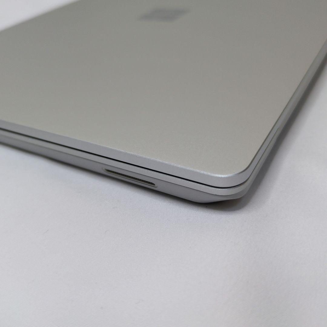 Surface Laptop Go2　KQ8-00017　PC00500051